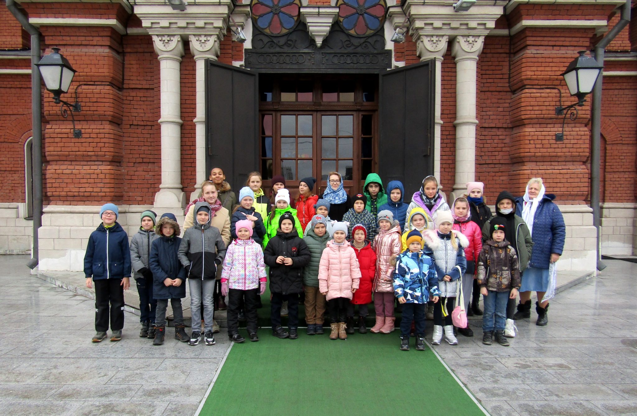 Преображение успенской. Церковь симеона и анны сысерть. Успенская церковь сысерть. Преображение успенской. Любовь успенская молодая.